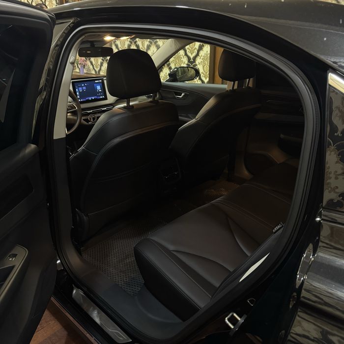 Hongqi EQM 5 сотилади 2024
