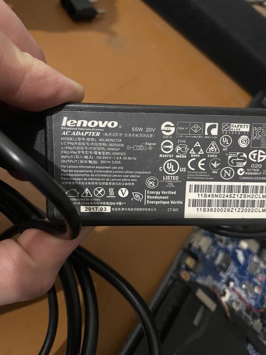 Продам блок питания для Lenovo IdealPad Flex 15