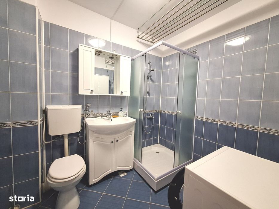 Apartament la etaj intermediar, 48 mp, balcon, zona JYSK, Floresti