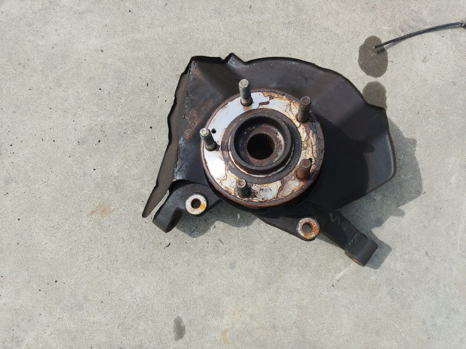 fuzeta stanga fata 2.2d  hyundai santa fe  2006-2012
