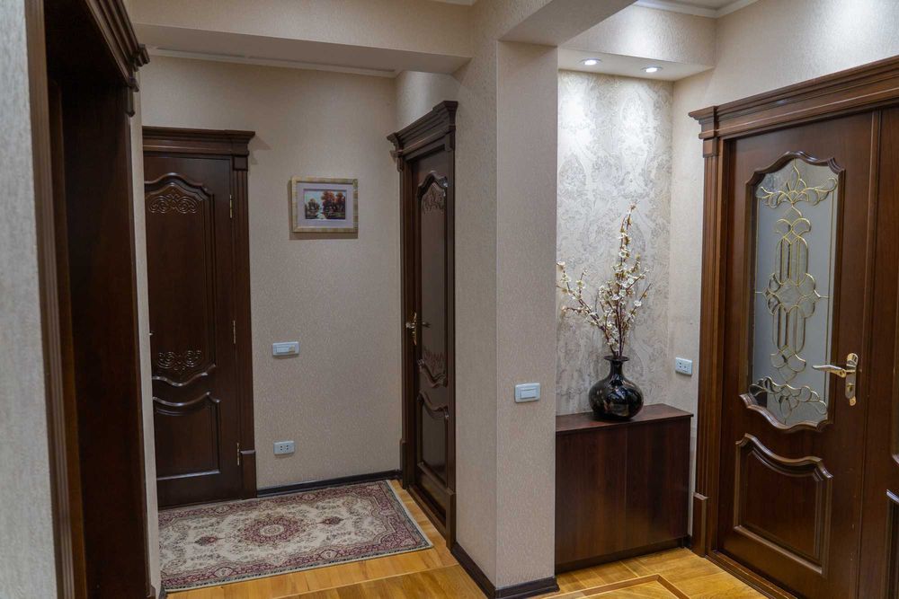 Продаю банковскую квартиру на Госпитальном!