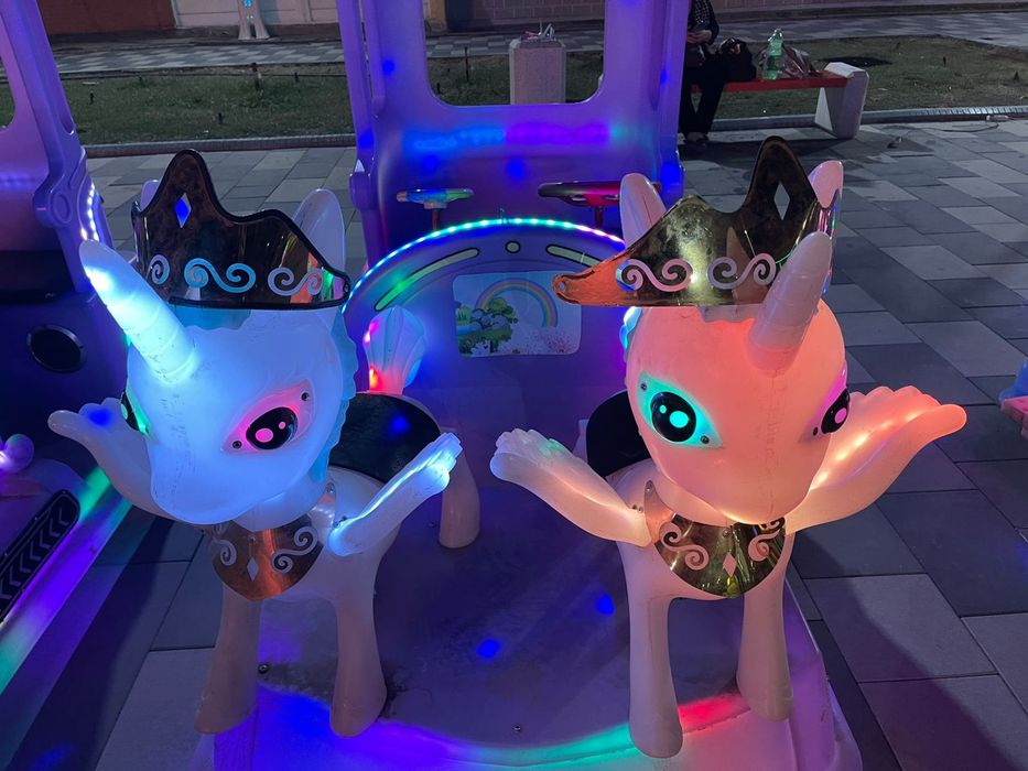 Светящие электромашинки