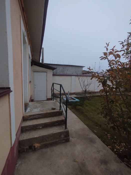 2 sotixli kotej 3xonadan iborat krediti yoq