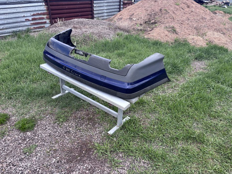 На бмв е36 дверь водителя бампер