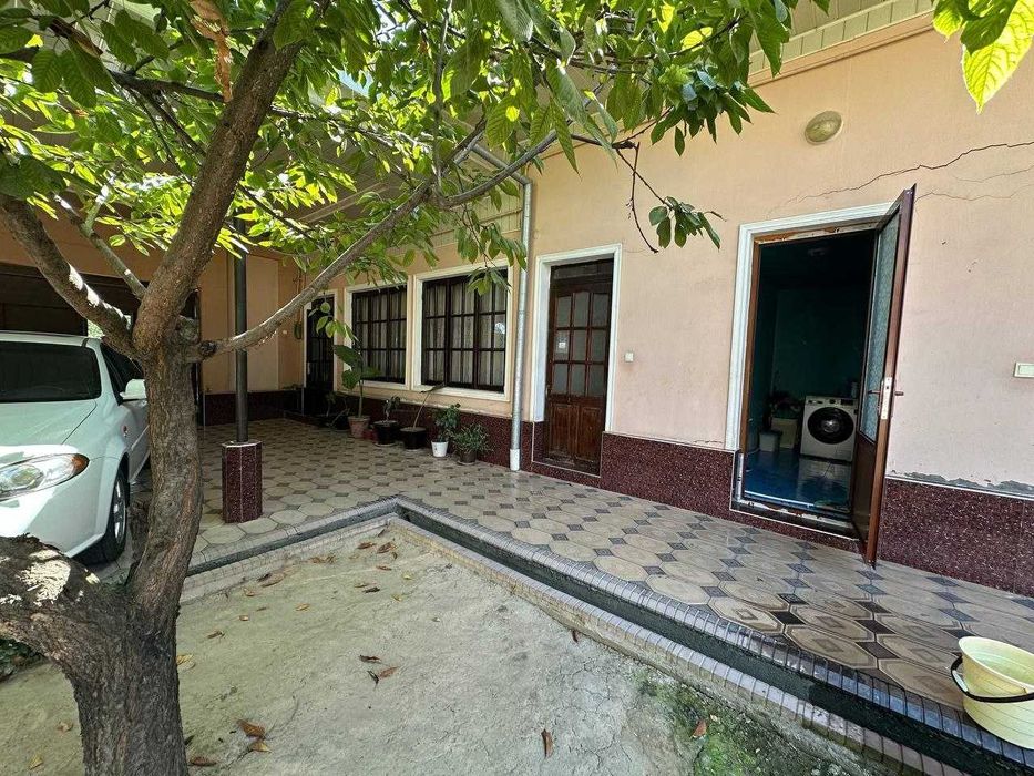 Uyning yarmi quruq yer hisobida sotiladi