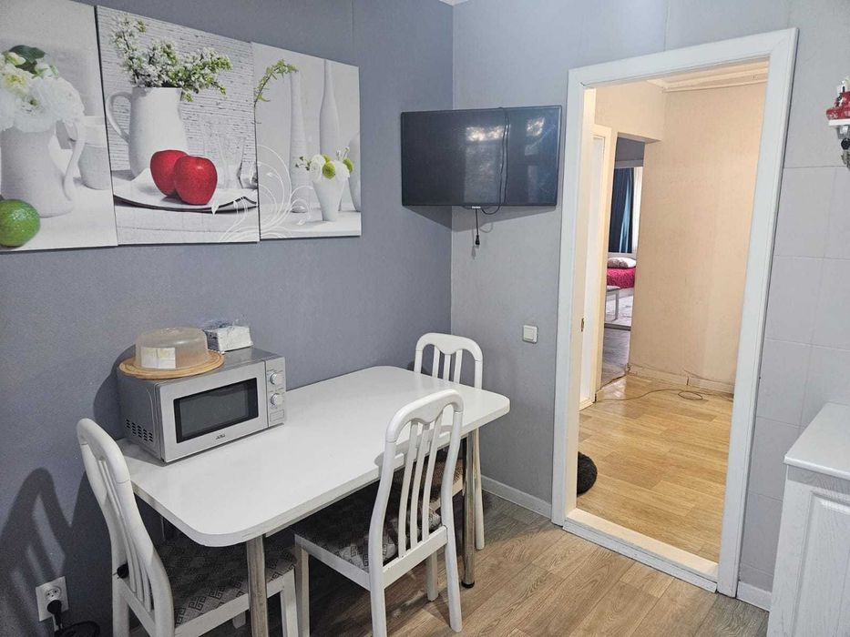 продам 3-х ком квартира на 8 мкр