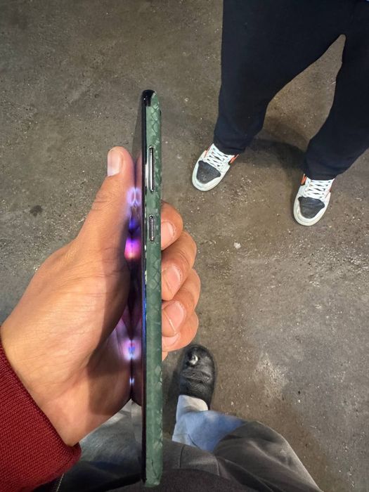 Samsung s20+ 256