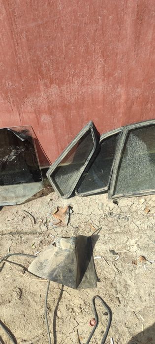 Продам стекла ваз 2114, 2115,