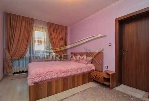 Дава се под наем Тристаен апартамент в Остромила! 71886527