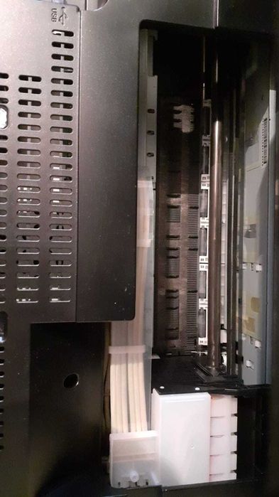 Продам недорого фотопринтер Epson L810