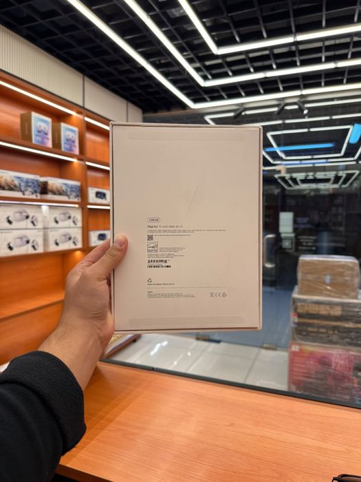 Продам ipad air 11 128