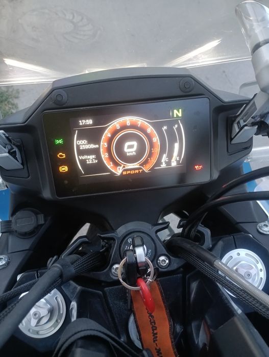 Продам мотоцикл CF moto 650mt.
