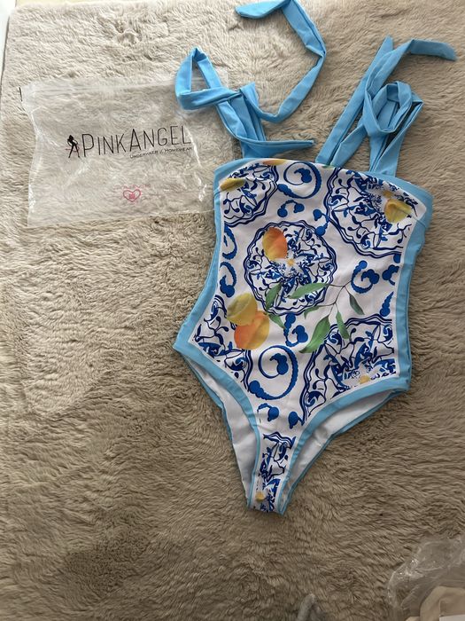 Нови бански Reserved, Pink angel