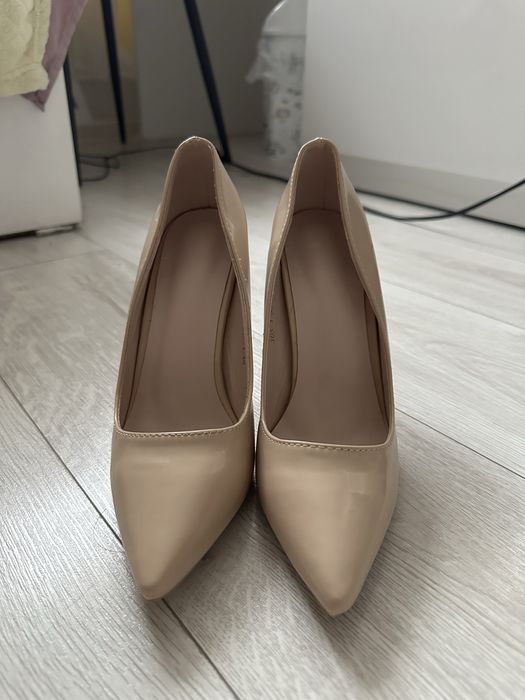 Дамски обувки размер 38