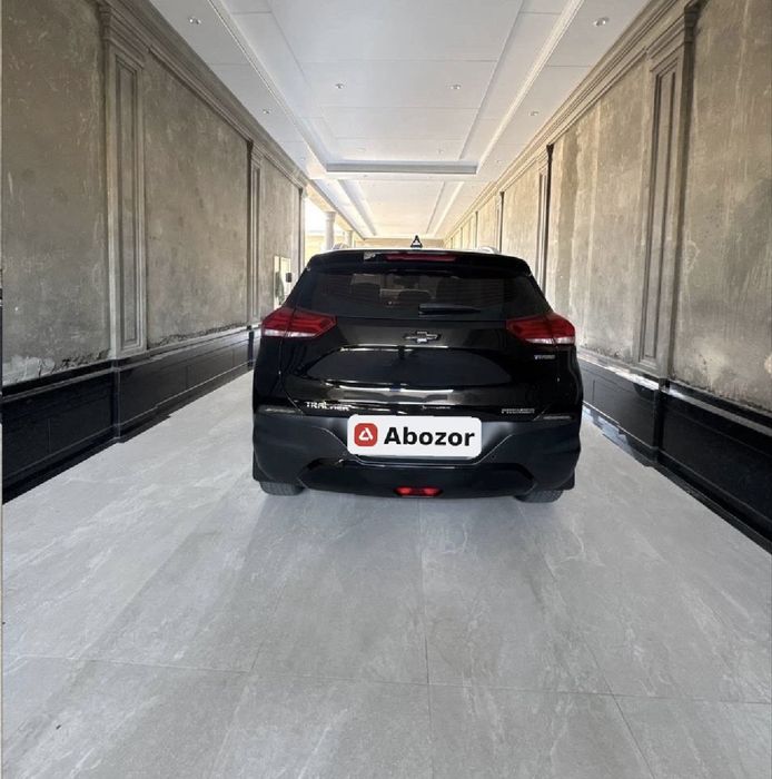 Tracker 2 premier, 2023, 96.000km