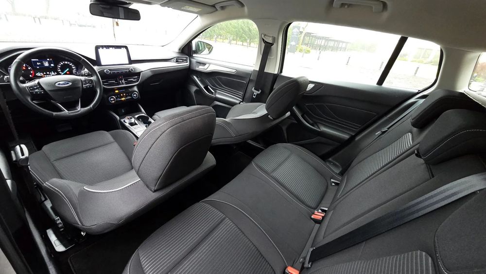 Ford Focus Mk4 2020 / cutie automata