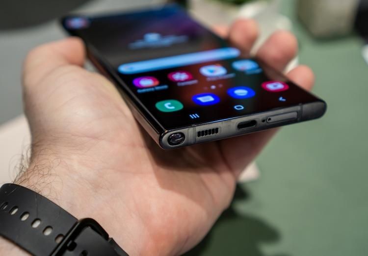 Продаю телефон Samsung S22 Ultra