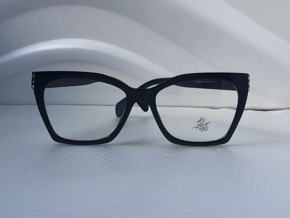 Прозрачни дамски очила за компютър