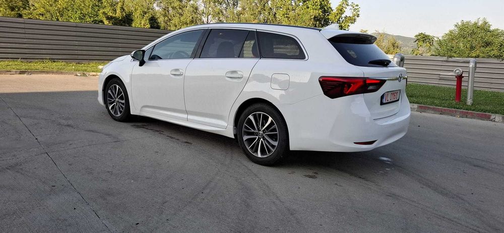 Toyota avensis 2017