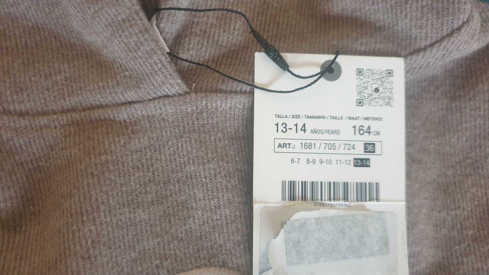 Страхотна блуза ZARA с качулка за момичета 13-14 г.Нова с етикет.
