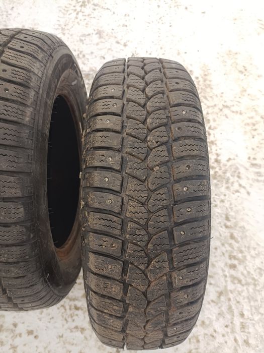 Продам зимни покришка шипи