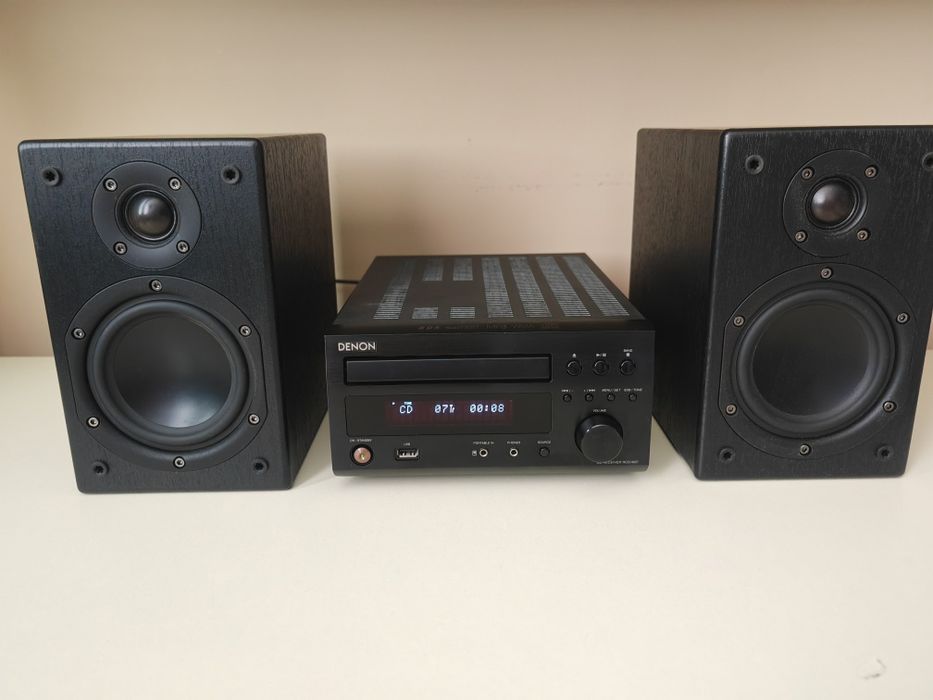 Denon RCD M37 с дистанционно и тонколони