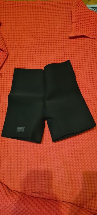Неопренови къси панталони за спорт