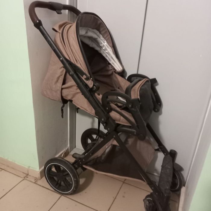 Продам.    коляска    детскй