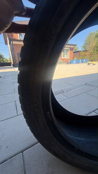 Hankook 245/40/19