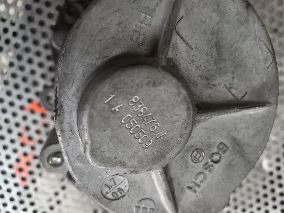 Pompa Vacuum Renault Scenic 3 Megane 3 Laguna 3 Suzuki Vitara 1.9 DCI F9Q 130 Cai Euro 5 - Dezmembr