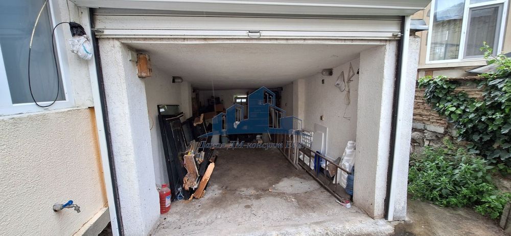 Продава се Етаж от къща в Шумен, Център - 184 кв.м за 865 €/кв.м - Снимка #11