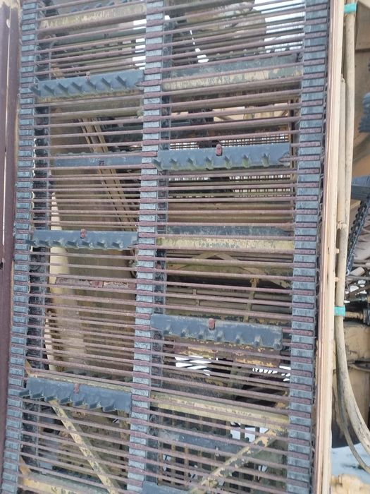 Свёклоуборошны комбайн