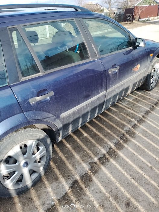 Vând Ford Mondeo mk3