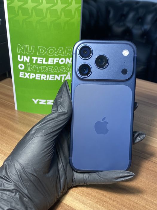 IPhone 17 Pro • 256 GB • Deep Blue