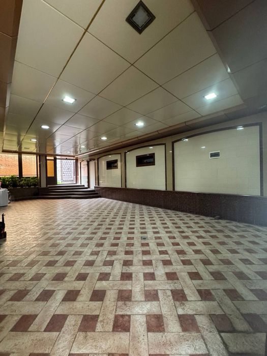 Назарбек Пушкин  8-мактабдан чапка  (Зангиота тумани)  8 сотих 7 хона