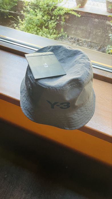 Y-3 Yohji Yamamoto Adidas - Шапка с периферия,
