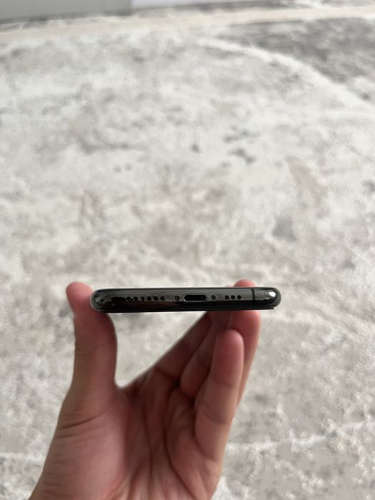 iPhone XS Black 64 GB