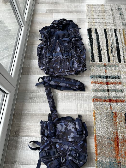 Ranita militara albastra cu rucsac de 20 litri