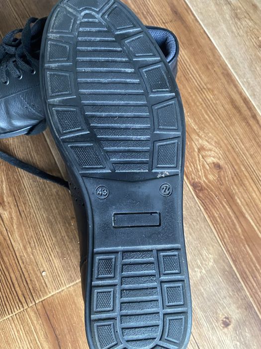 Кожаный мужской обувь