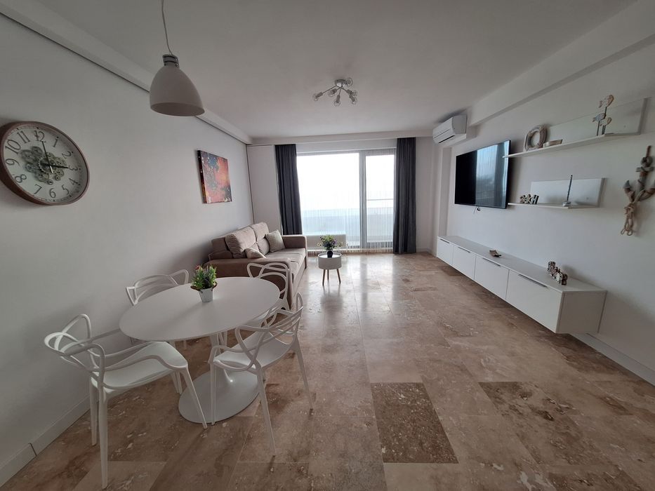 Apartament pe malul marii