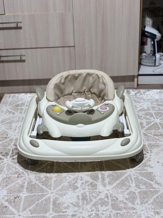 Продаю ходунки в хорошем состоянии