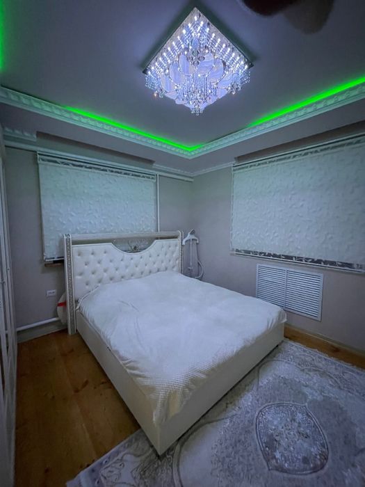 Продам спальный гарнитур