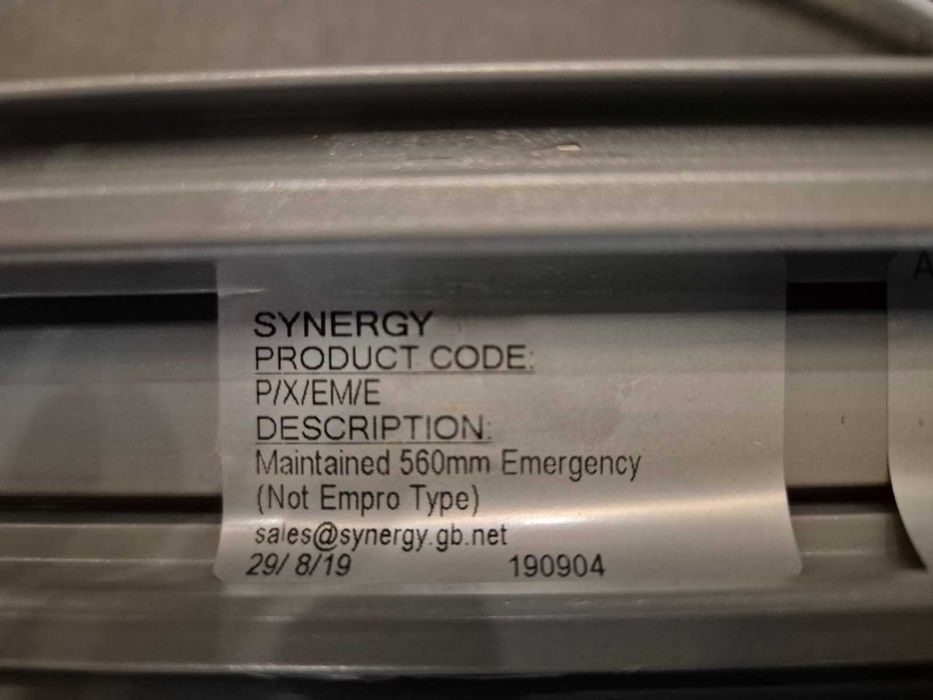 Линейно LED осветително тяло - висящо