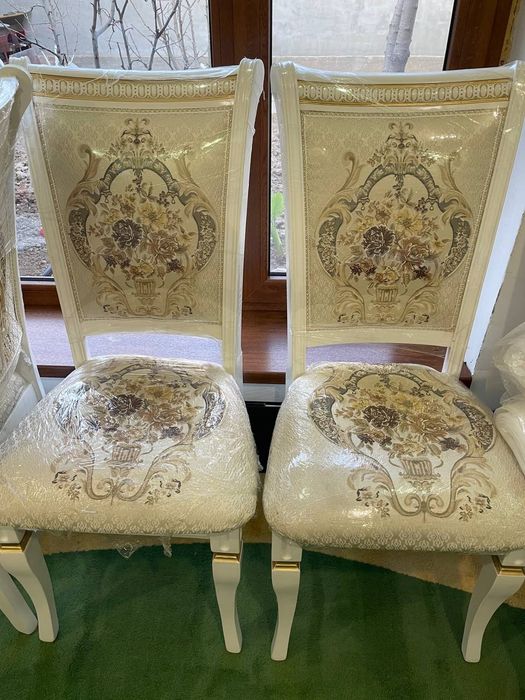 Срочна сотилади стол стул