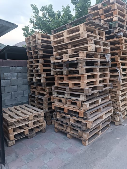 Поддоны палеты.      .