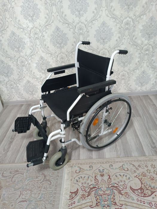 Инвалидный коляска