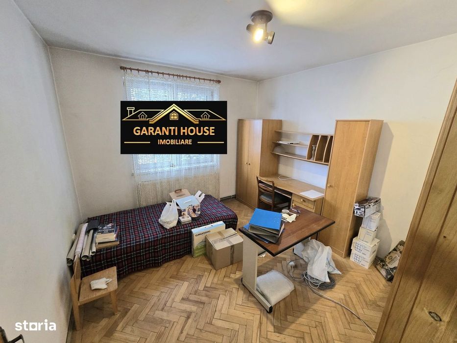 George Cosbuc, apartament cu 2 camere, decomandat, 63 900€ negociabil
