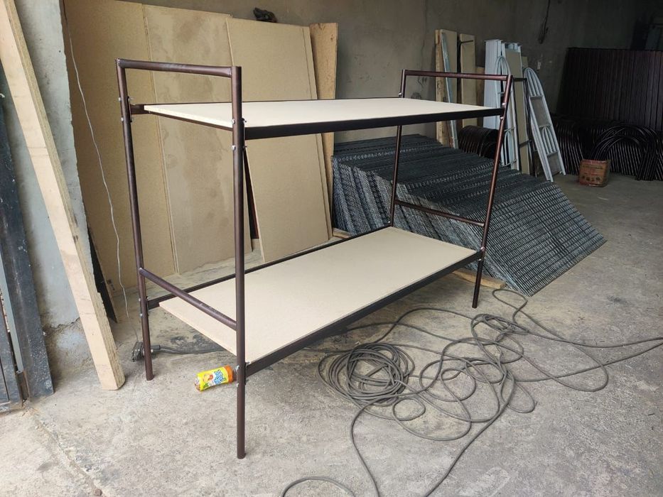 Двухярусная кровать