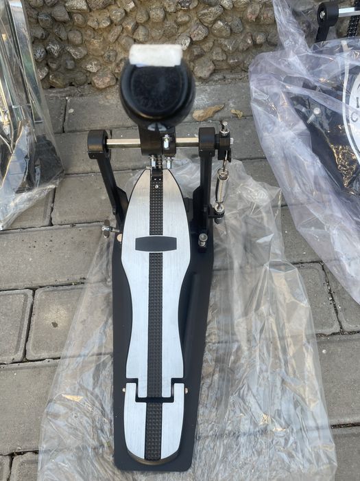 Педаль ддя бас бочки