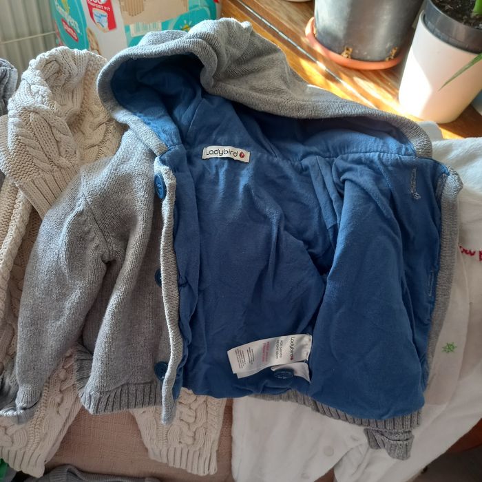 Lot haine bebe baiat 0-6  luni (50-68 cm) peste 60 articole